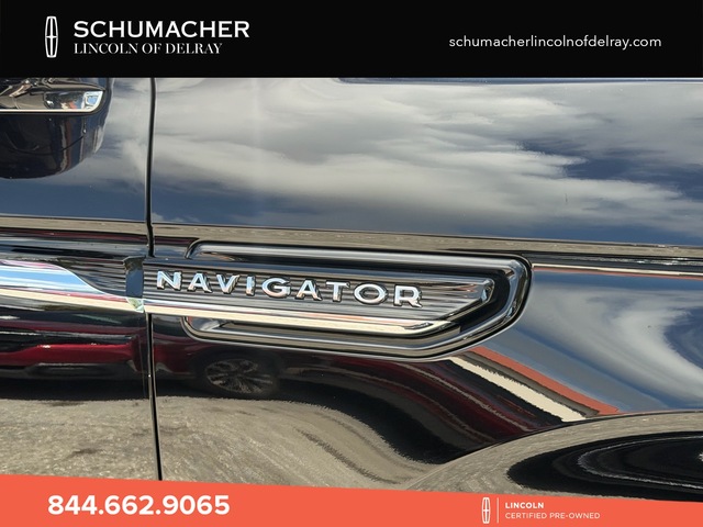 used 2024 Lincoln Navigator car, priced at $79,998
