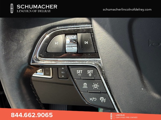 used 2024 Lincoln Navigator car, priced at $79,998