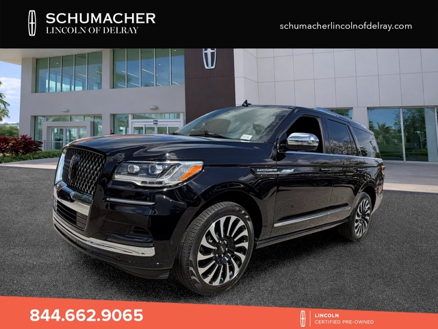 used 2024 Lincoln Navigator car, priced at $79,998