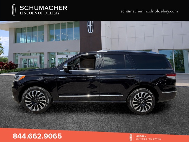 used 2024 Lincoln Navigator car, priced at $79,998