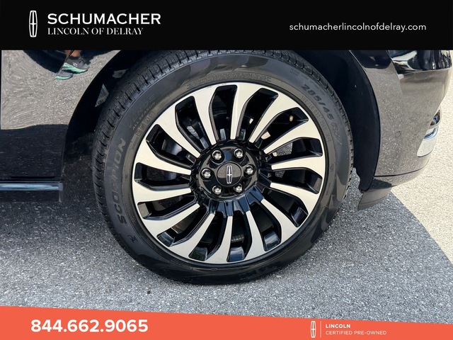 used 2024 Lincoln Navigator car, priced at $79,998