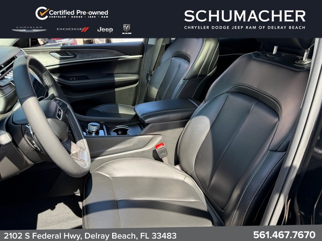 used 2024 Jeep Grand Cherokee car, priced at $36,698