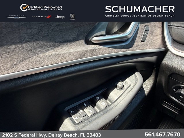 used 2024 Jeep Grand Cherokee car, priced at $36,698
