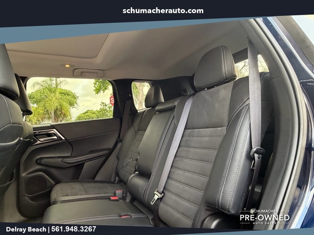 used 2024 Mitsubishi Outlander car, priced at $23,777