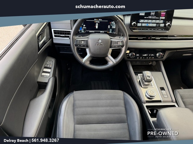 used 2024 Mitsubishi Outlander car, priced at $23,777