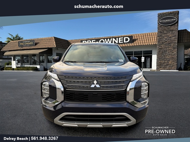 used 2024 Mitsubishi Outlander car, priced at $23,777