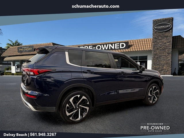 used 2024 Mitsubishi Outlander car, priced at $23,777