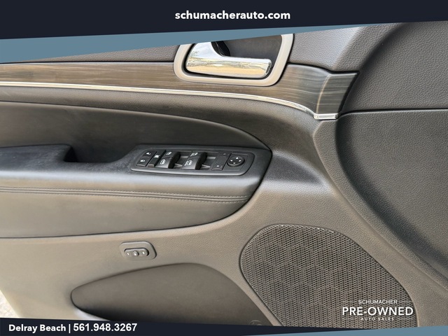 used 2020 Jeep Grand Cherokee car, priced at $21,998