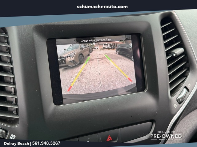 used 2020 Jeep Cherokee car, priced at $14,777