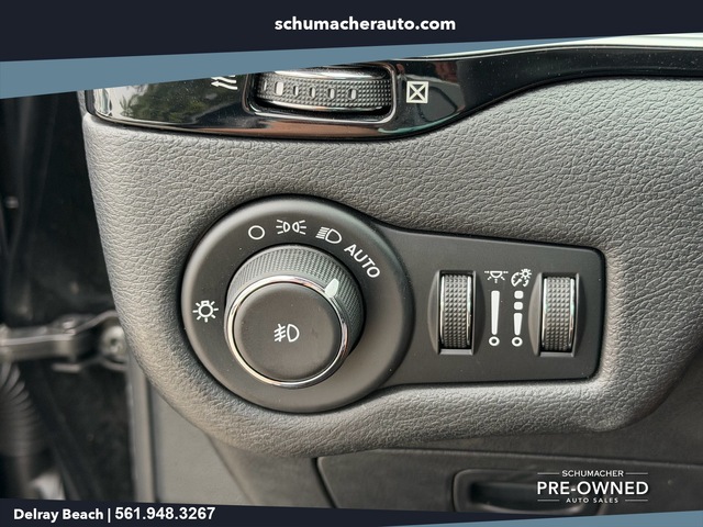 used 2020 Jeep Cherokee car, priced at $14,777