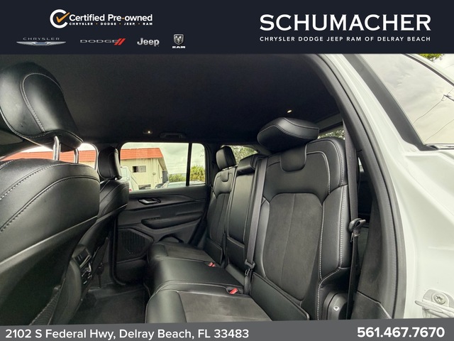 used 2025 Jeep Grand Cherokee car, priced at $33,988