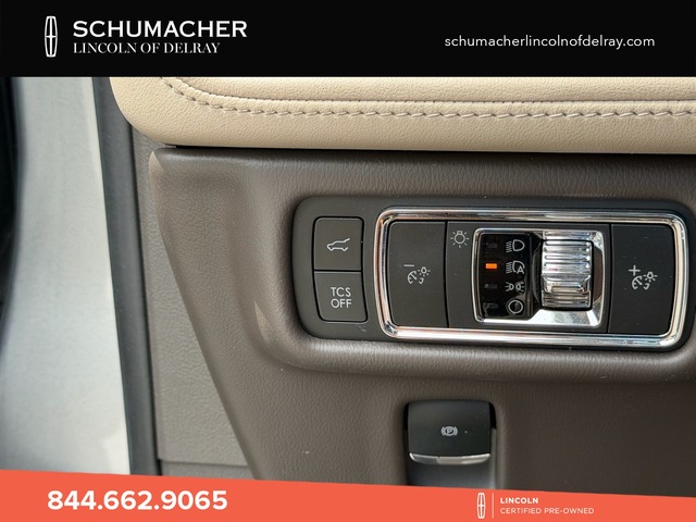 used 2022 Lincoln Nautilus car, priced at $25,288