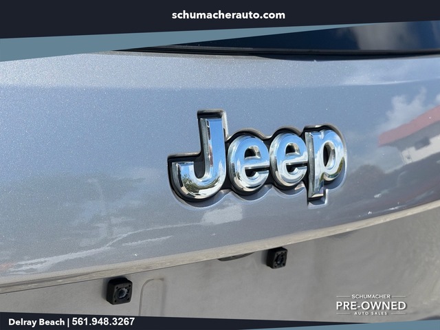 used 2018 Jeep Grand Cherokee car, priced at $13,998