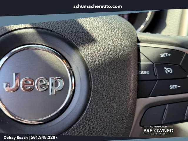 used 2018 Jeep Grand Cherokee car, priced at $13,998
