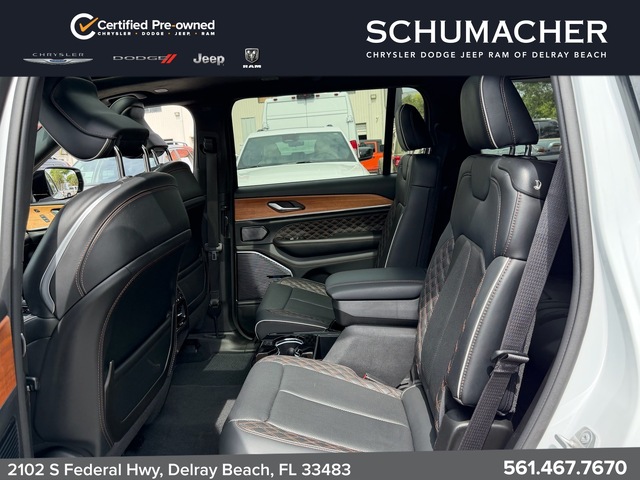 used 2023 Jeep GRAND CHEROKEE L car, priced at $47,000