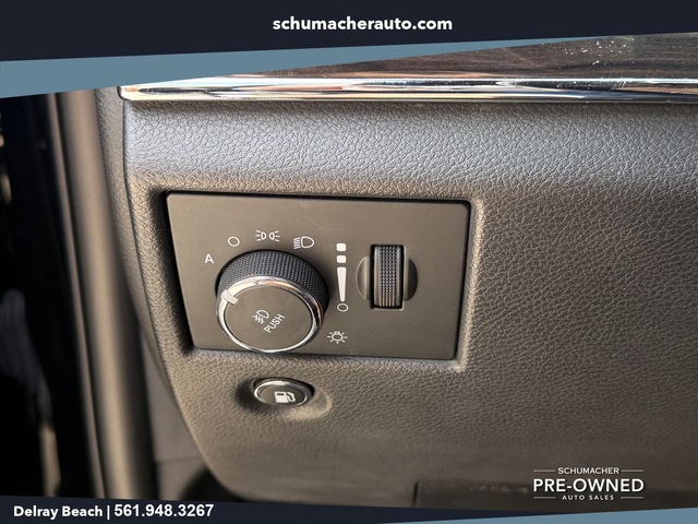 used 2020 Jeep Grand Cherokee car, priced at $27,198