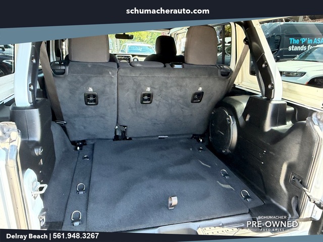 used 2022 Jeep Wrangler car, priced at $25,998
