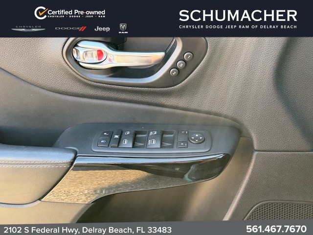 used 2023 Jeep Cherokee car, priced at $22,998