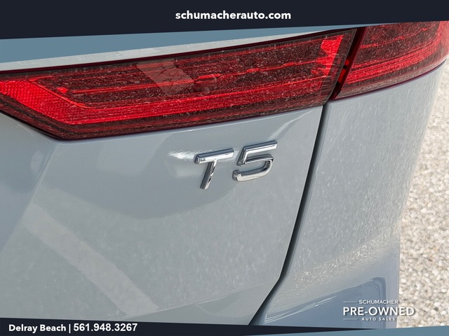 used 2021 Volvo XC60 car, priced at $26,988