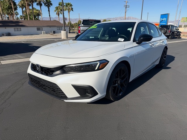 View vehicle photo 7