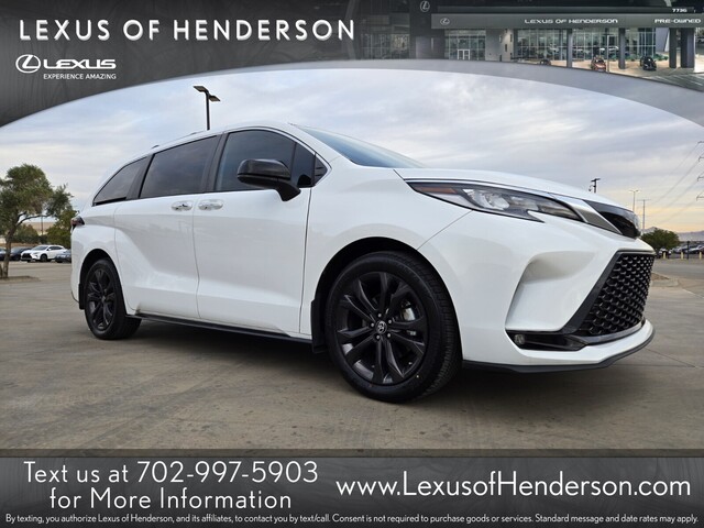 2023 Toyota Sienna XSE 7-Passenger FWD