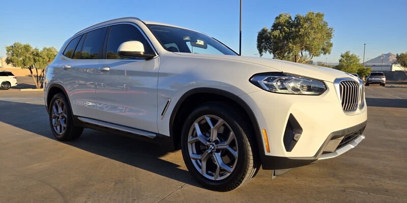 2023 BMW X3 30i