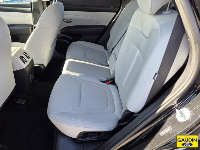 Used 2025 Hyundai Tucson SEL 4D Sport Utility