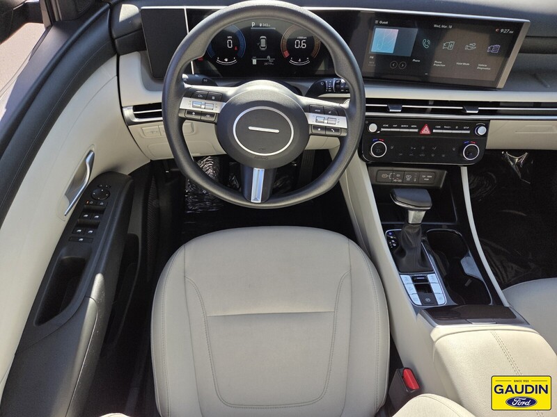 Used 2025 Hyundai Tucson SEL 4D Sport Utility