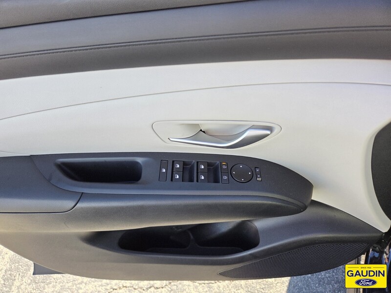 Used 2025 Hyundai Tucson SEL 4D Sport Utility