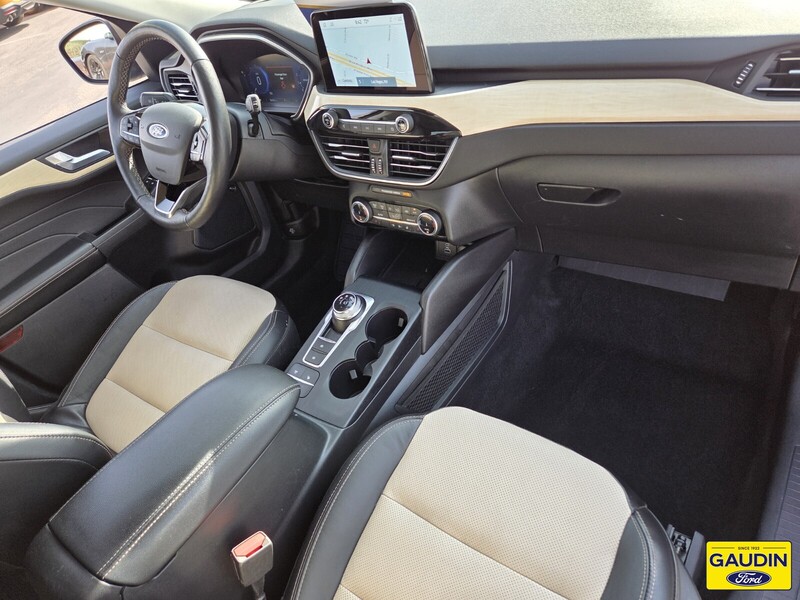 Used 2022 Ford Escape Titanium 4D Sport Utility