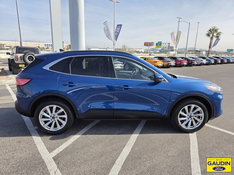 Used 2022 Ford Escape Titanium 4D Sport Utility