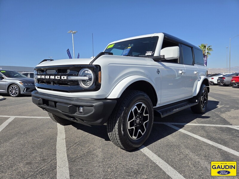 Used 2025 Ford Bronco Outer Banks 4D Sport Utility