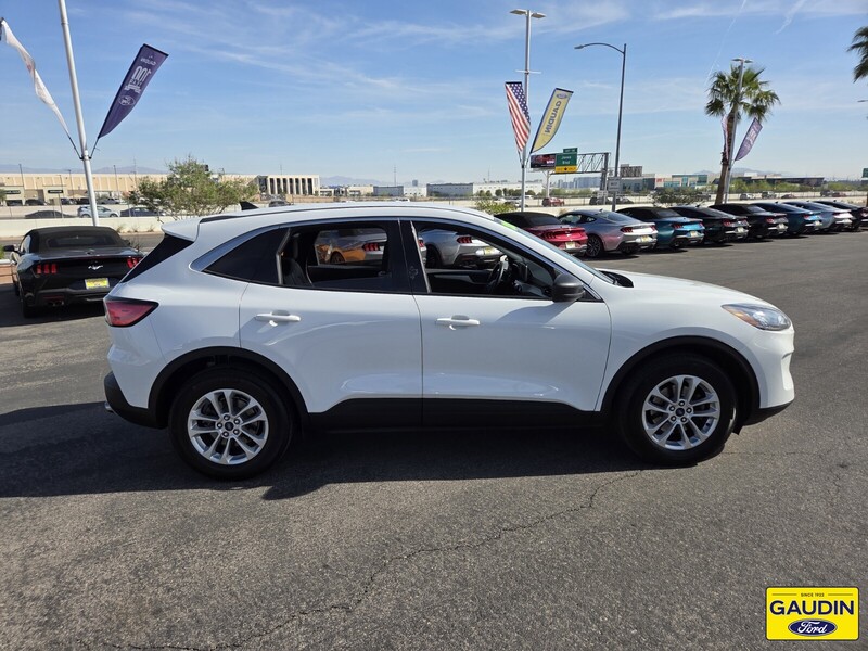 Used 2022 Ford Escape SE 4D Sport Utility