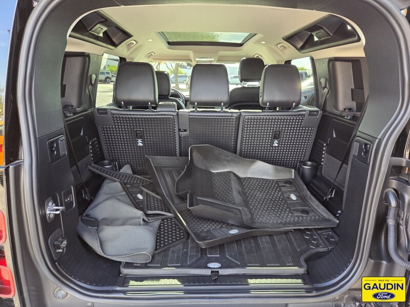 Used 2023 Land Rover Defender 110 SE 4D Sport Utility