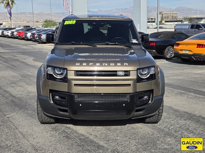 Used 2023 Land Rover Defender 110 SE 4D Sport Utility