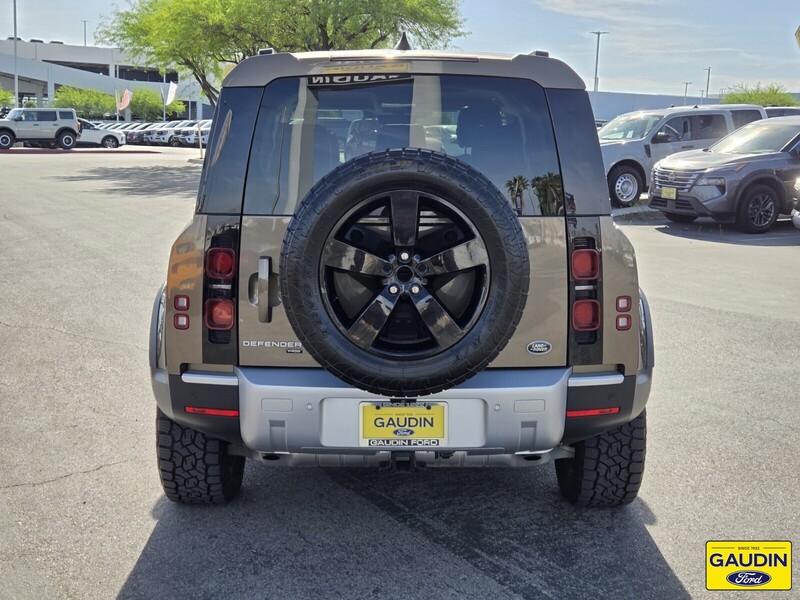 Used 2023 Land Rover Defender 110 SE 4D Sport Utility