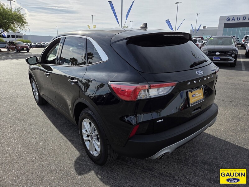 Used 2022 Ford Escape SE 4D Sport Utility