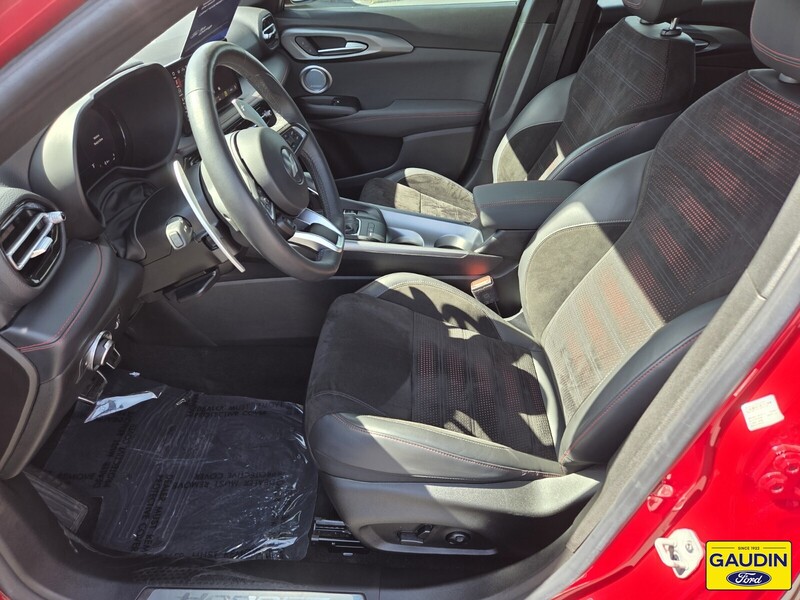 Used 2024 Dodge Hornet R/T Plus 4D Sport Utility