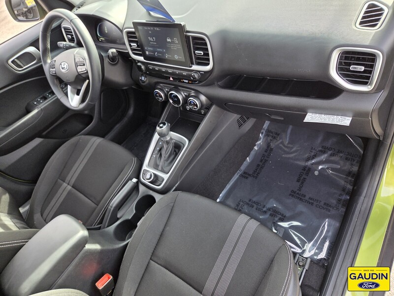Used 2024 Hyundai Venue SEL 4D Sport Utility
