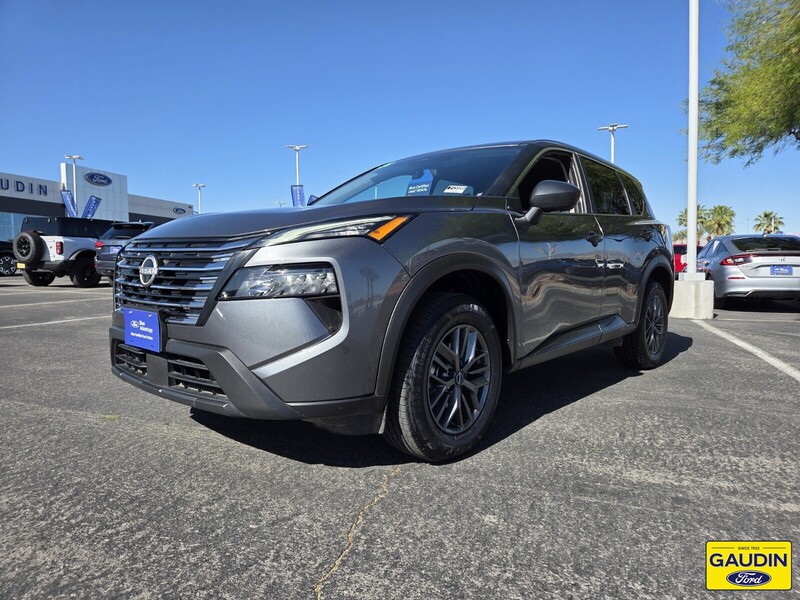 Used 2024 Nissan Rogue S 4D Sport Utility
