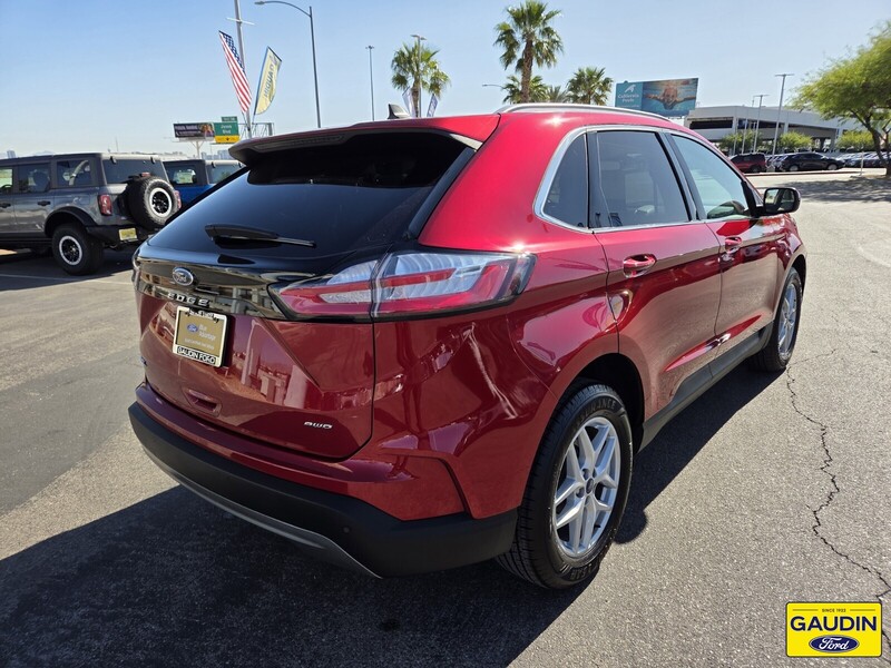 Used 2022 Ford Edge SEL 4D Sport Utility