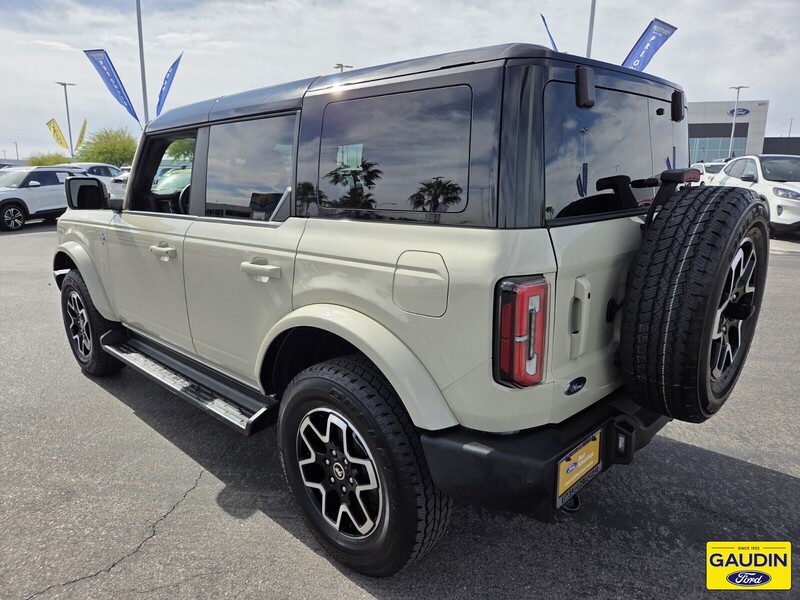 Used 2025 Ford Bronco Outer Banks 4D Sport Utility