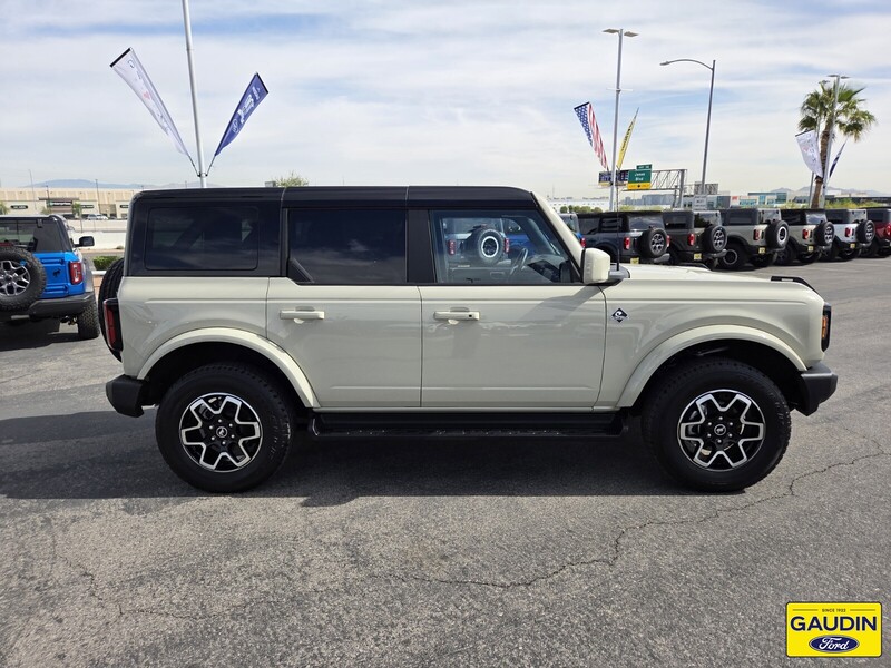 Used 2025 Ford Bronco Outer Banks 4D Sport Utility