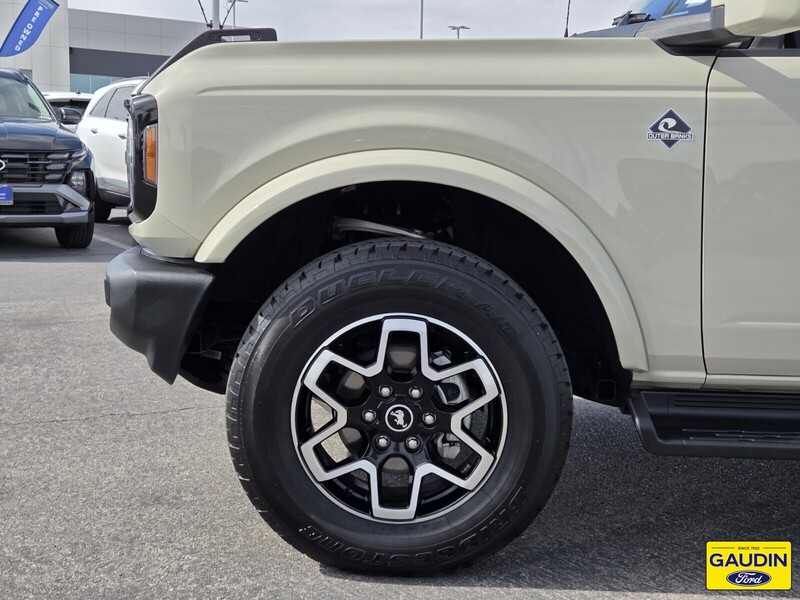 Used 2025 Ford Bronco Outer Banks 4D Sport Utility