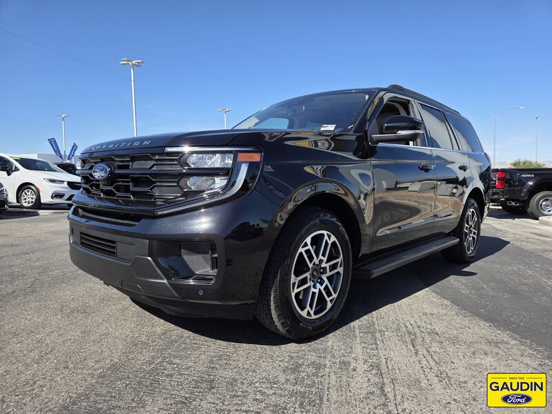 Used 2025 Ford Expedition Active 4D Sport Utility