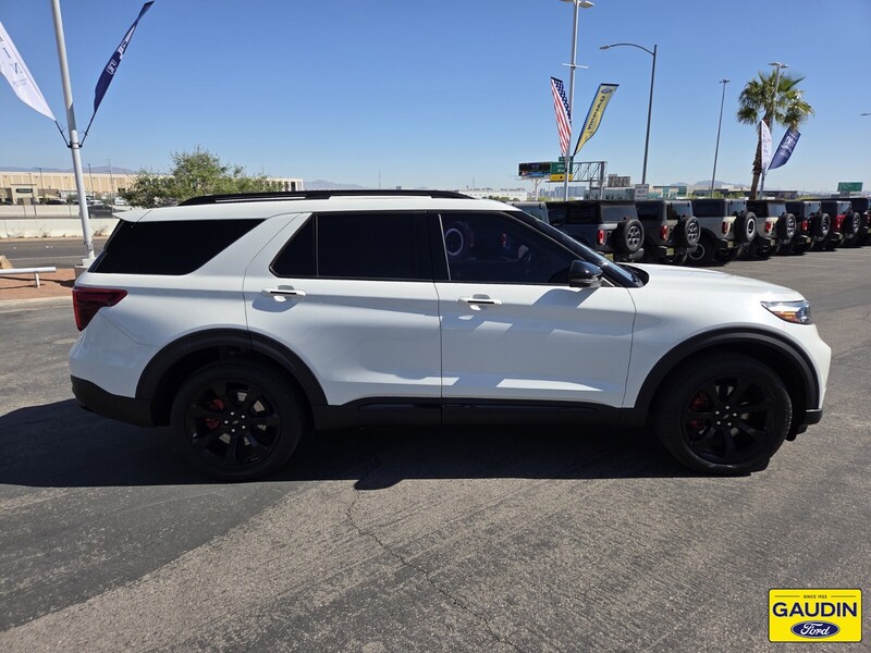 Used 2022 Ford Explorer ST 4D Sport Utility