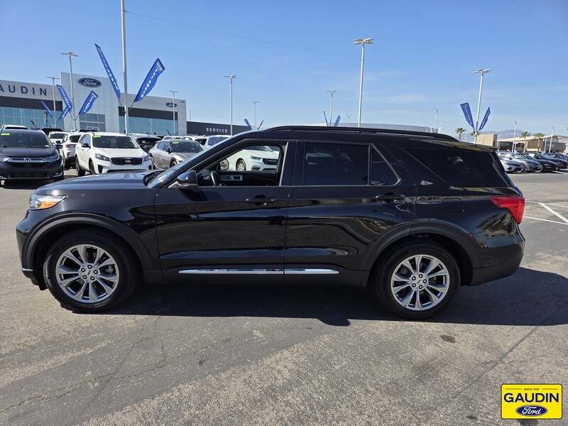 Used 2022 Ford Explorer XLT 4D Sport Utility