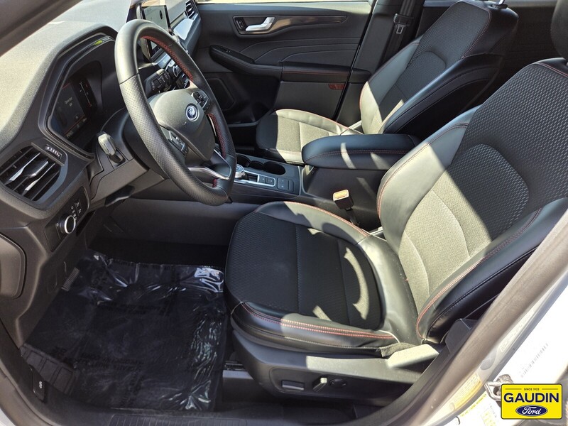 Used 2025 Ford Escape ST-Line 4D Sport Utility