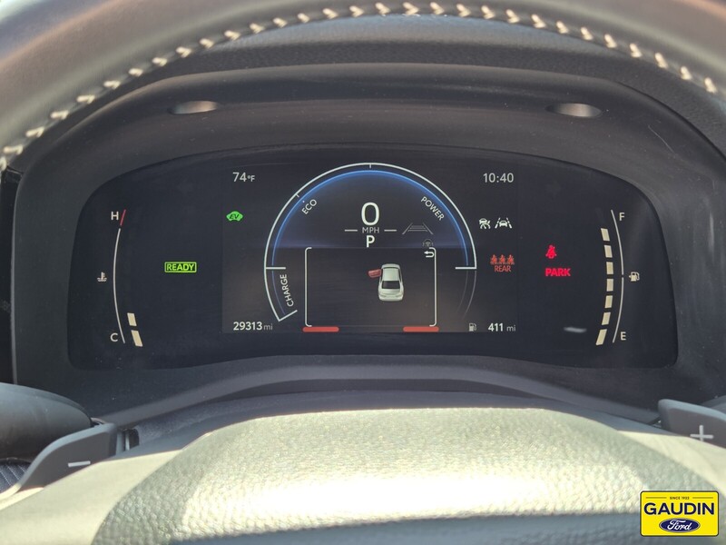 Used 2025 Toyota Camry SE 4D Sedan