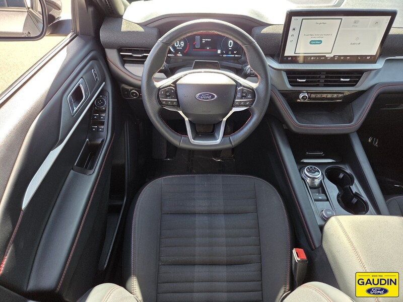 Used 2025 Ford Explorer ST-Line 4D Sport Utility